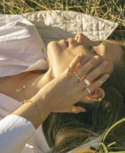 Reflection V-ring, Gold-plated Sterling Silver-46 -Billi Bi butik 5715180052095 5