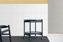 Bølling Tray Table 60 / Oiled Oak -Billi Bi butik brdr krueger bord boelling bakkebord 60 olieret ege sunny yellow cream 8223703