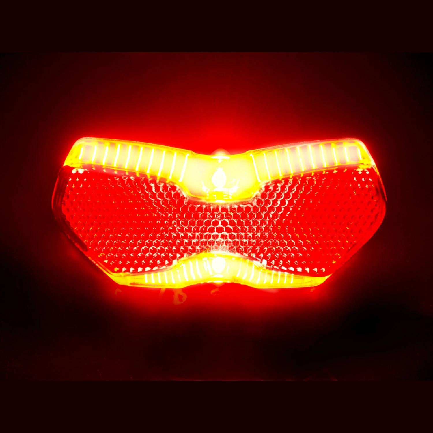 Busch + Müller Toplight View Brake Tec Cykellygte Med Bremselysfunktion, Rød/gennemsigtig 6 Busch + Müller Toplight View Brake Tec Cykellygte Med Bremselysfunktion, Rød/gennemsigtig - Billede 4