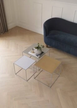 By Lassen Twin 35 Table -Billi Bi butik by lassen bord twin 35 table eg messing med hvid base 8731965