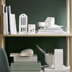 Kähler KÄHLER URBANIA LYSHUS PAKHUS - 20,5 CM 7 Kähler KÄHLER URBANIA LYSHUS PAKHUS - 20,5 CM -Billi Bi butik hoslange urbania miljo